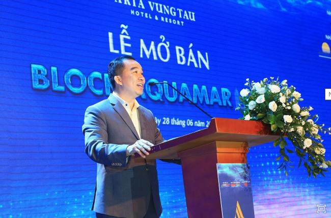 Ông Nguyễn Hữu Thuận - Tổng Giám đốc Đơn vị phát triển dự án phát biểu khai mạc Lễ mở bán Block Aquamarine.